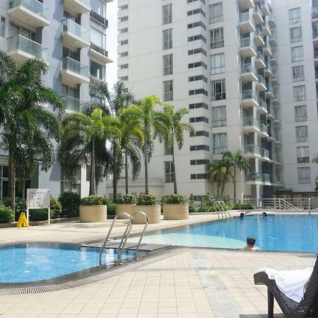 Palm Tree Condos Across Naia3 By Beth Manila Ngoại thất bức ảnh