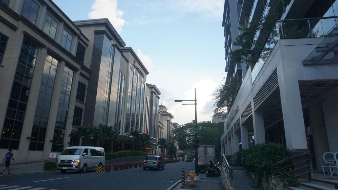 Palm Tree Condos Across Naia3 By Beth Manila Ngoại thất bức ảnh